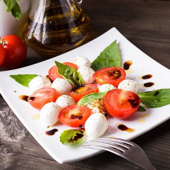 salade tomate mozzarella balsamique 100 ans